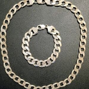Silver Chain Necklace and Bracelet Set